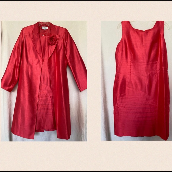 Le Suit Dresses & Skirts - Le Suit (Macy’s) Coral Dress and Jacket with Split